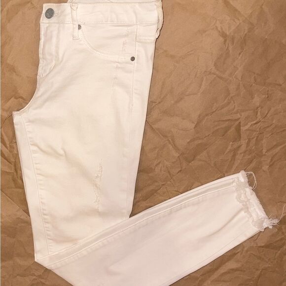 ARTICLES of SOCIETY Skinny Jeans in White - Picture 7 of 11